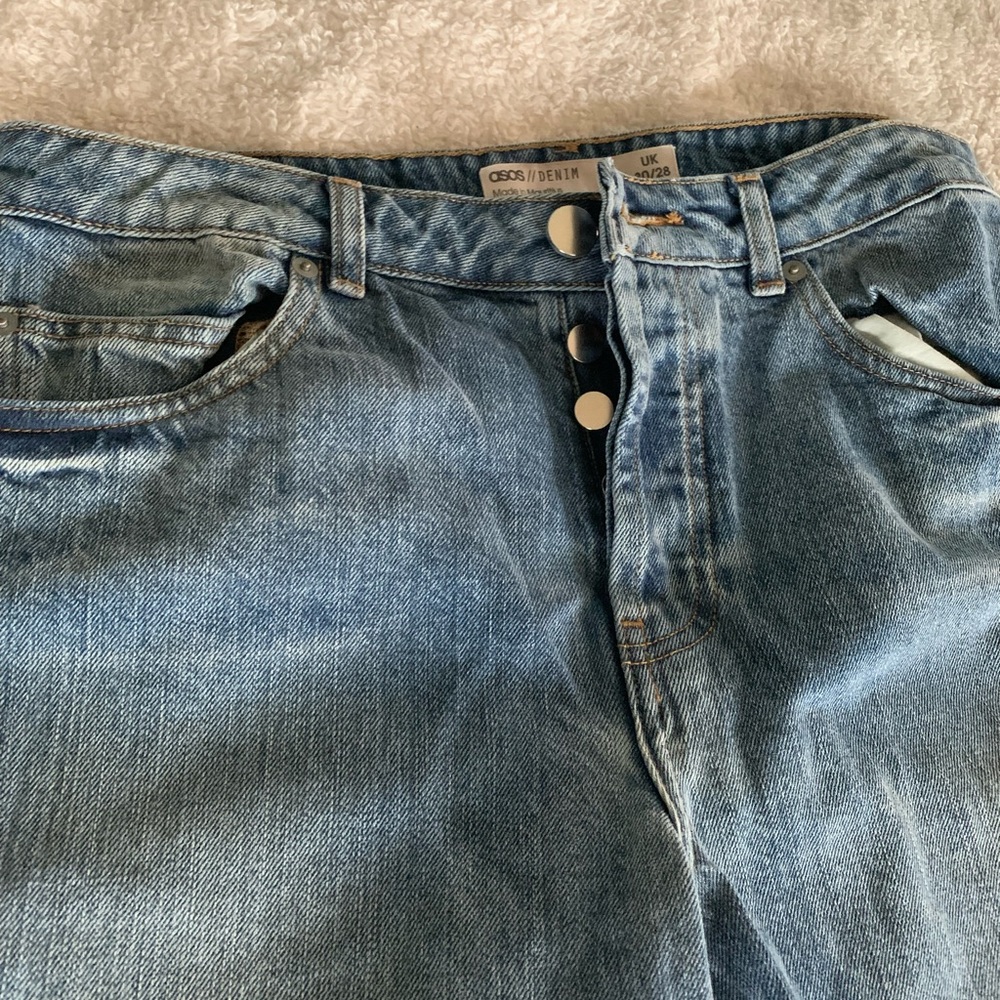 Asia blue jeans
